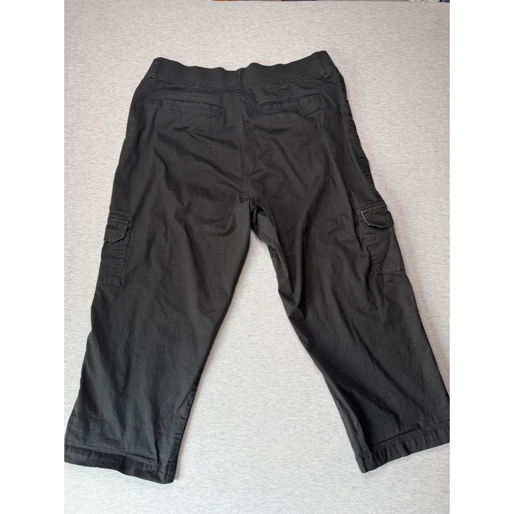 Lee Relaxed Fit Black Cargo Capris Womens 16 Medium Cotton Spandex 3370501 - Picture 3 of 10